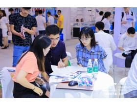 銅陵市成都電子展-買家洽談